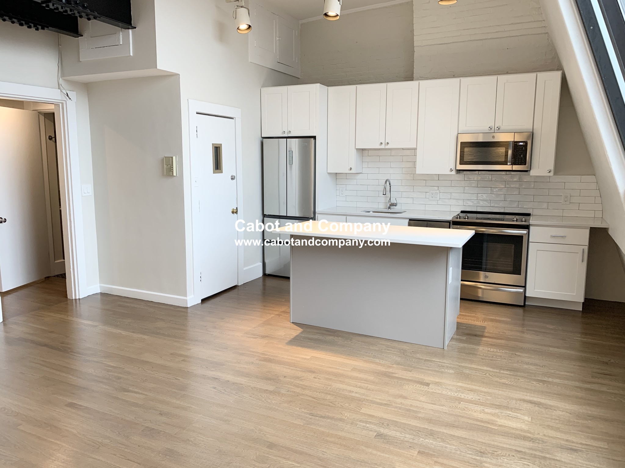 2 bed, 1 bath apartment for rent at 312 Marlborough St Unit PH, Back Bay — photo 14 of 15