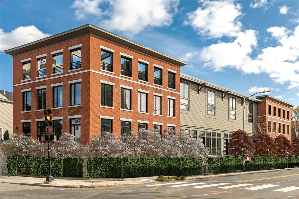 4 bed, 3 bath apartment for rent at 312 Putnam Ave Unit 312, Cambridgeport — photo 13 of 13