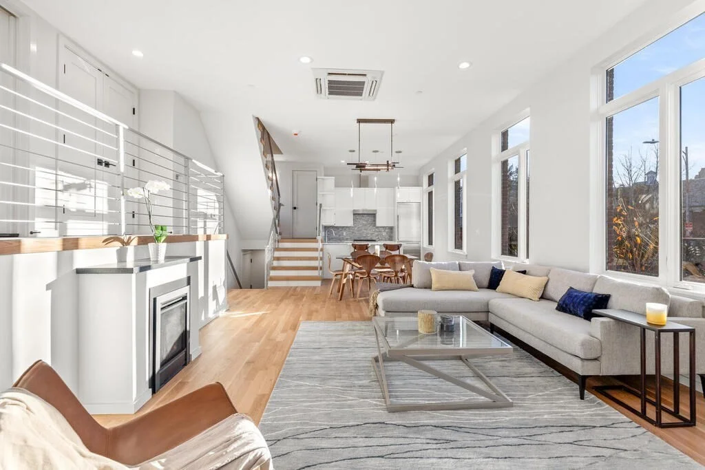4 bed, 3 bath apartment for rent at 312 Putnam Ave Unit 312, Cambridgeport — photo 1 of 13