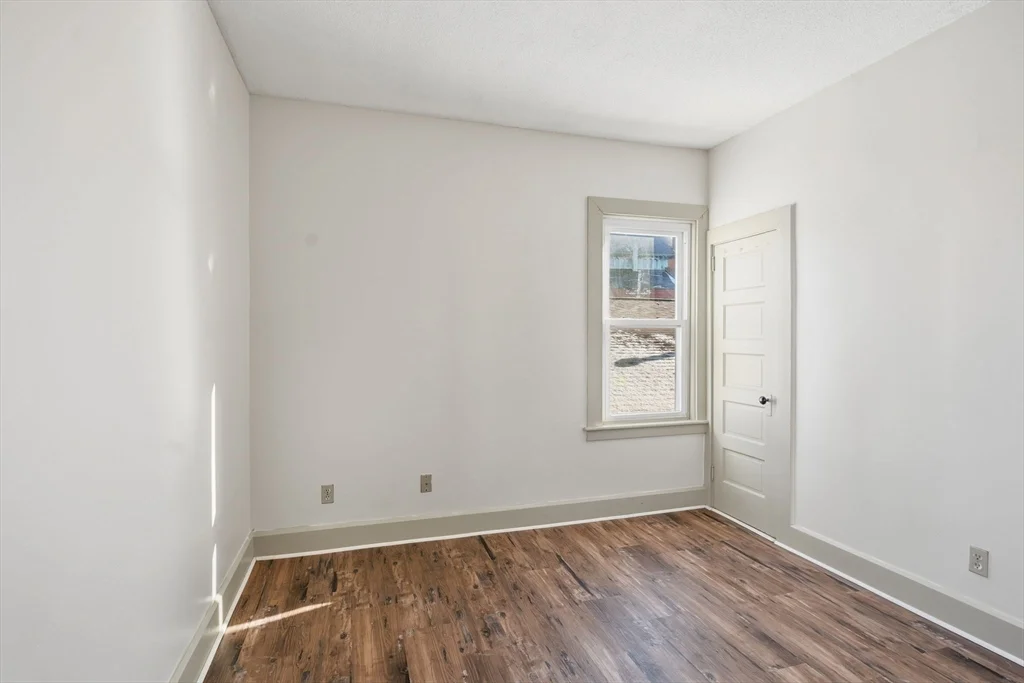 3 bed, 1 bath apartment for rent at 312 Rivet St Unit 2, New Bedford — photo 17 of 20