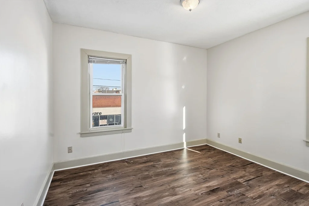 3 bed, 1 bath apartment for rent at 312 Rivet St Unit 2, New Bedford — photo 15 of 20