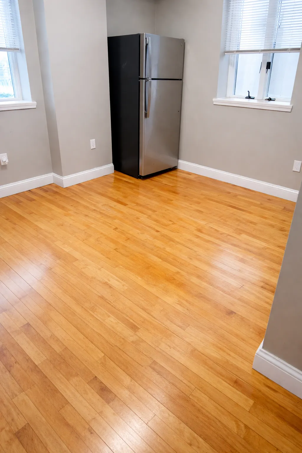 1 bed, 1 bath apartment for rent at 312 Shirley St Unit 210, Winthrop — photo 4 of 5