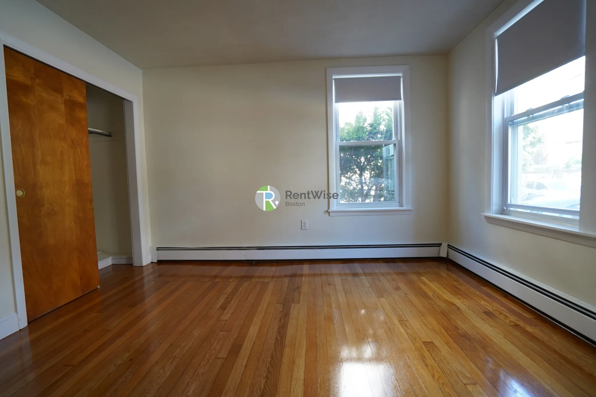 2 bed, 1 bath apartment for rent at 312 Tappan St Unit 1, Aspinwall Hill — photo 9 of 17