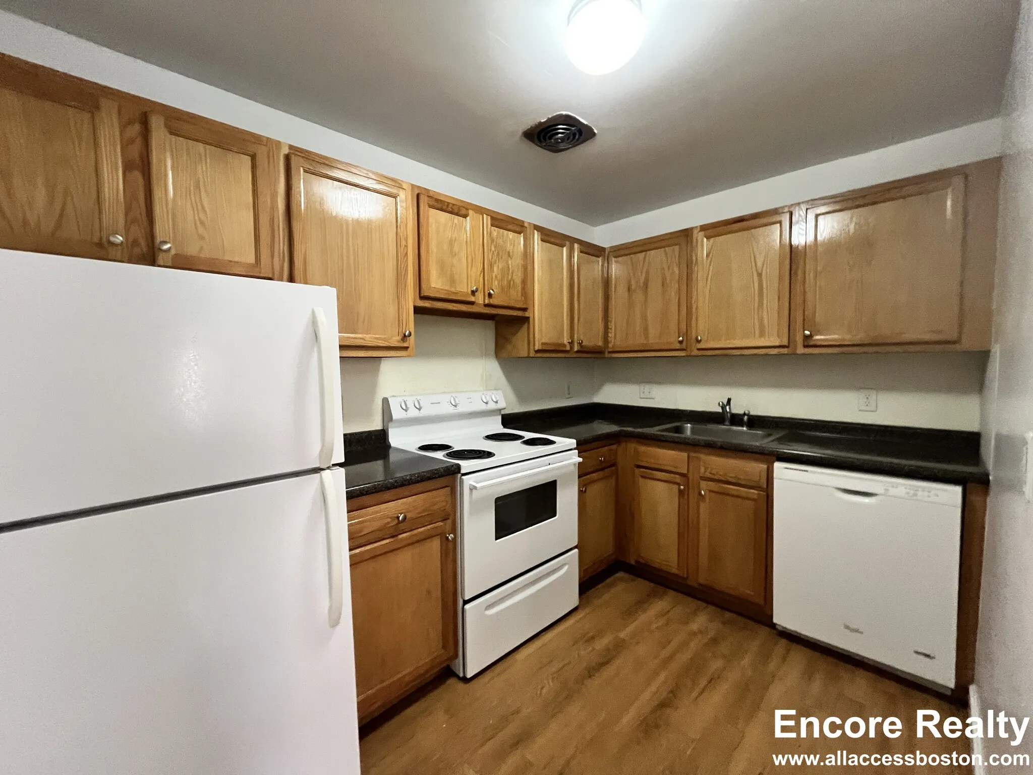 2 bed, 1 bath apartment for rent at 312 Tappan St Unit 1Ba, Aspinwall Hill — photo 1 of 29