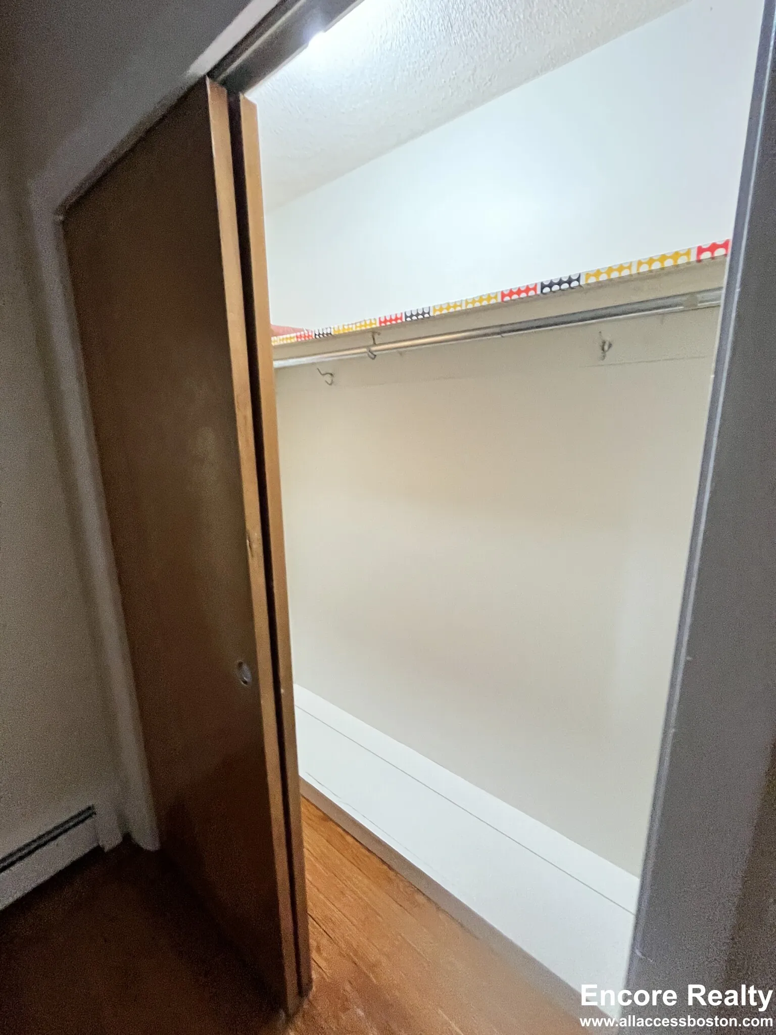 2 bed, 1 bath apartment for rent at 312 Tappan St Unit 1Ba, Aspinwall Hill — photo 13 of 29