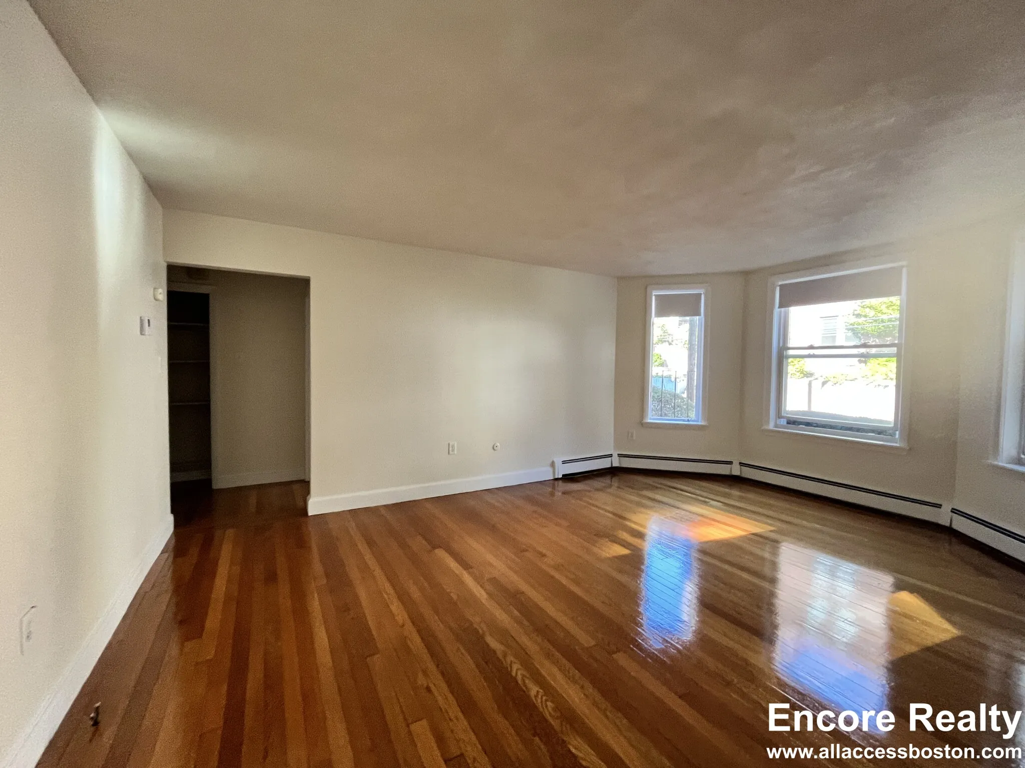 2 bed, 1 bath apartment for rent at 312 Tappan St Unit 1BB, Aspinwall Hill — photo 4 of 30