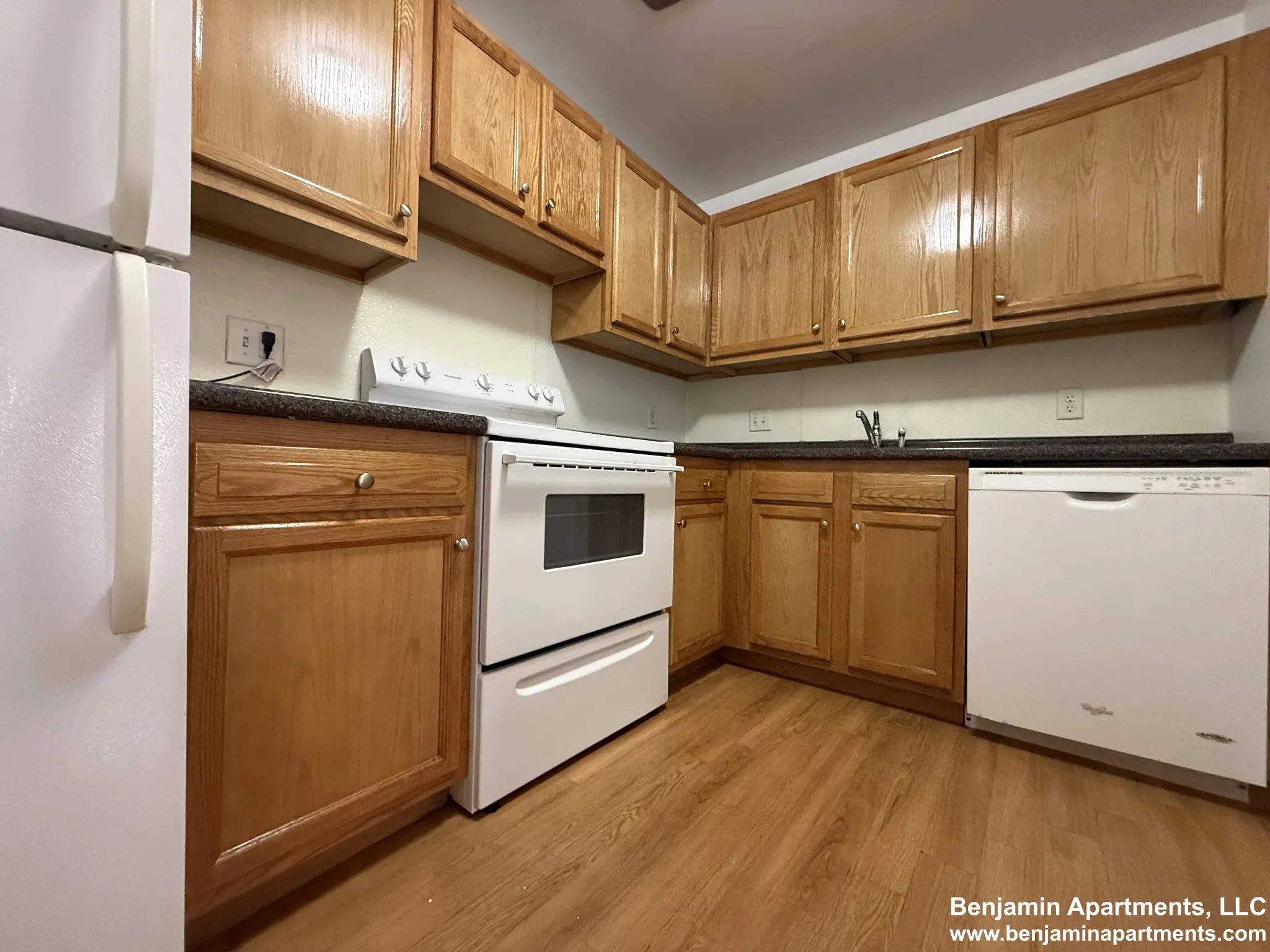 2 bed, 1 bath apartment for rent at 312 Tappan St Unit 1J, Aspinwall Hill — photo 6 of 12