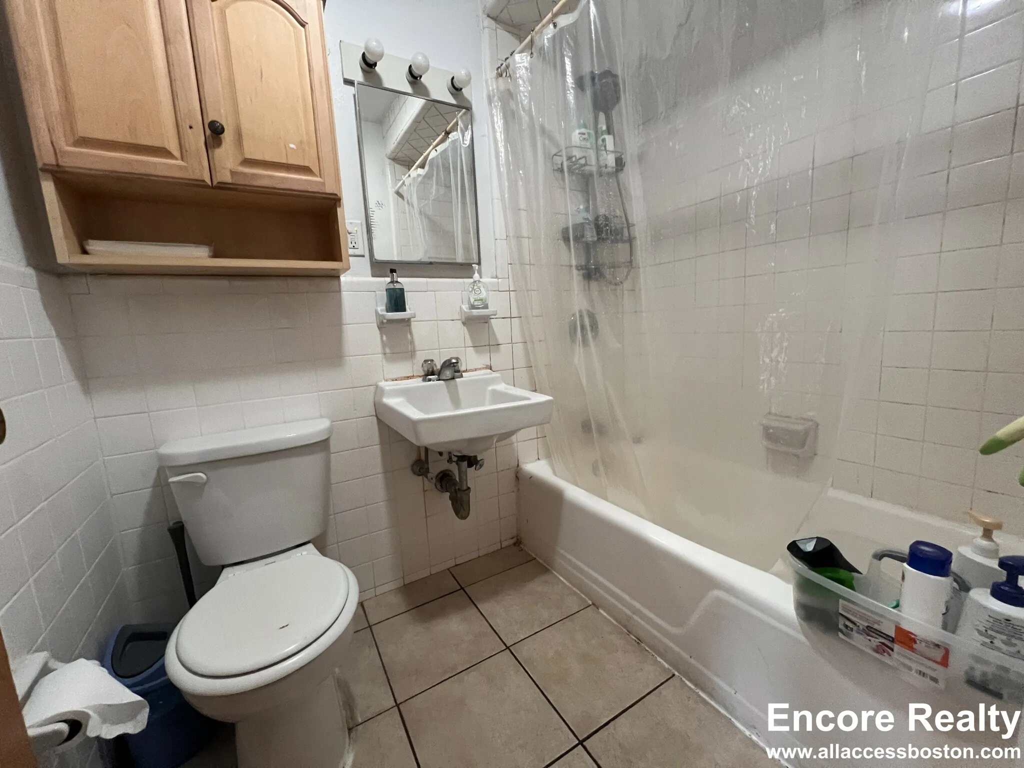 2 bed, 1 bath apartment for rent at 312 Tappan St Unit 312-1B, Aspinwall Hill — photo 21 of 30