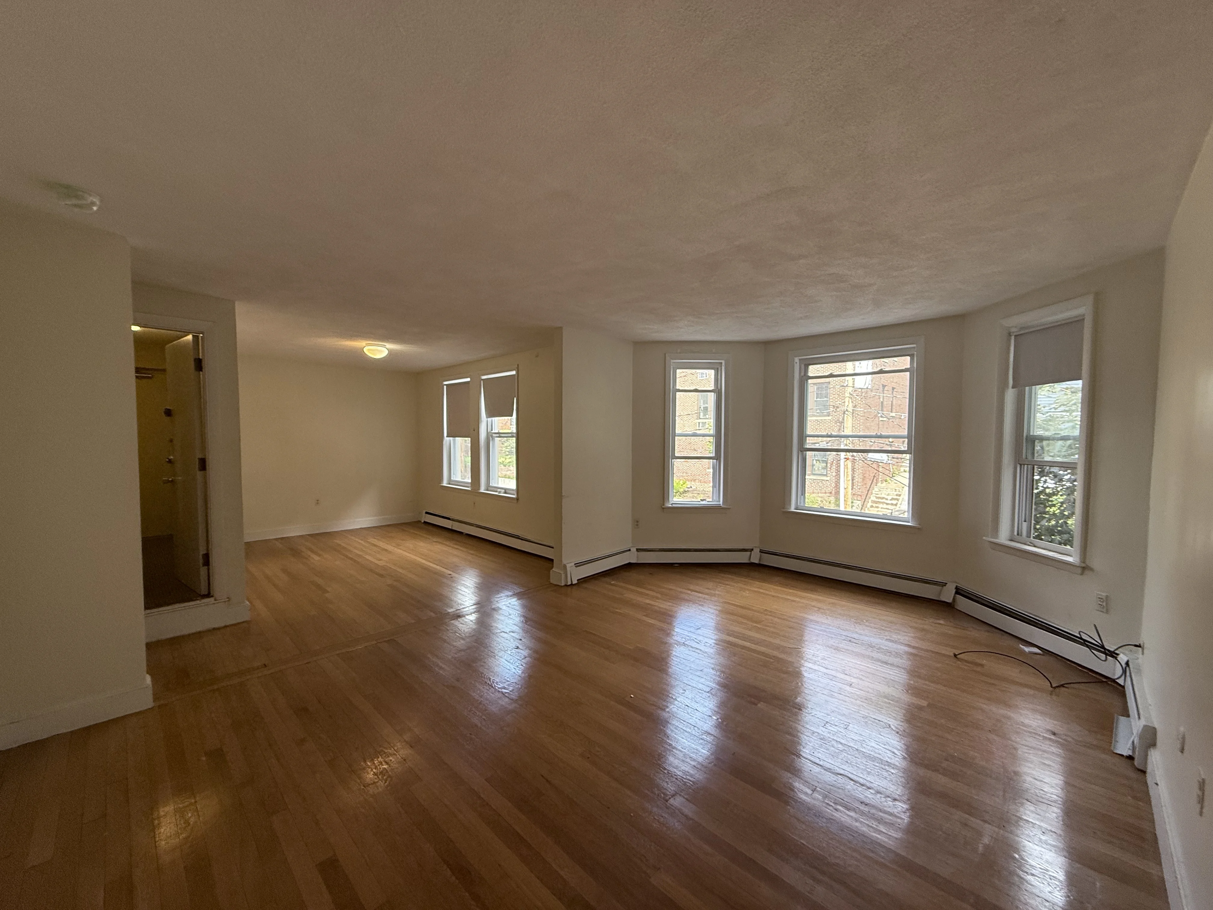 2 bed, 1 bath apartment for rent at 312 Tappan St Unit 4, Aspinwall Hill — photo 10 of 16