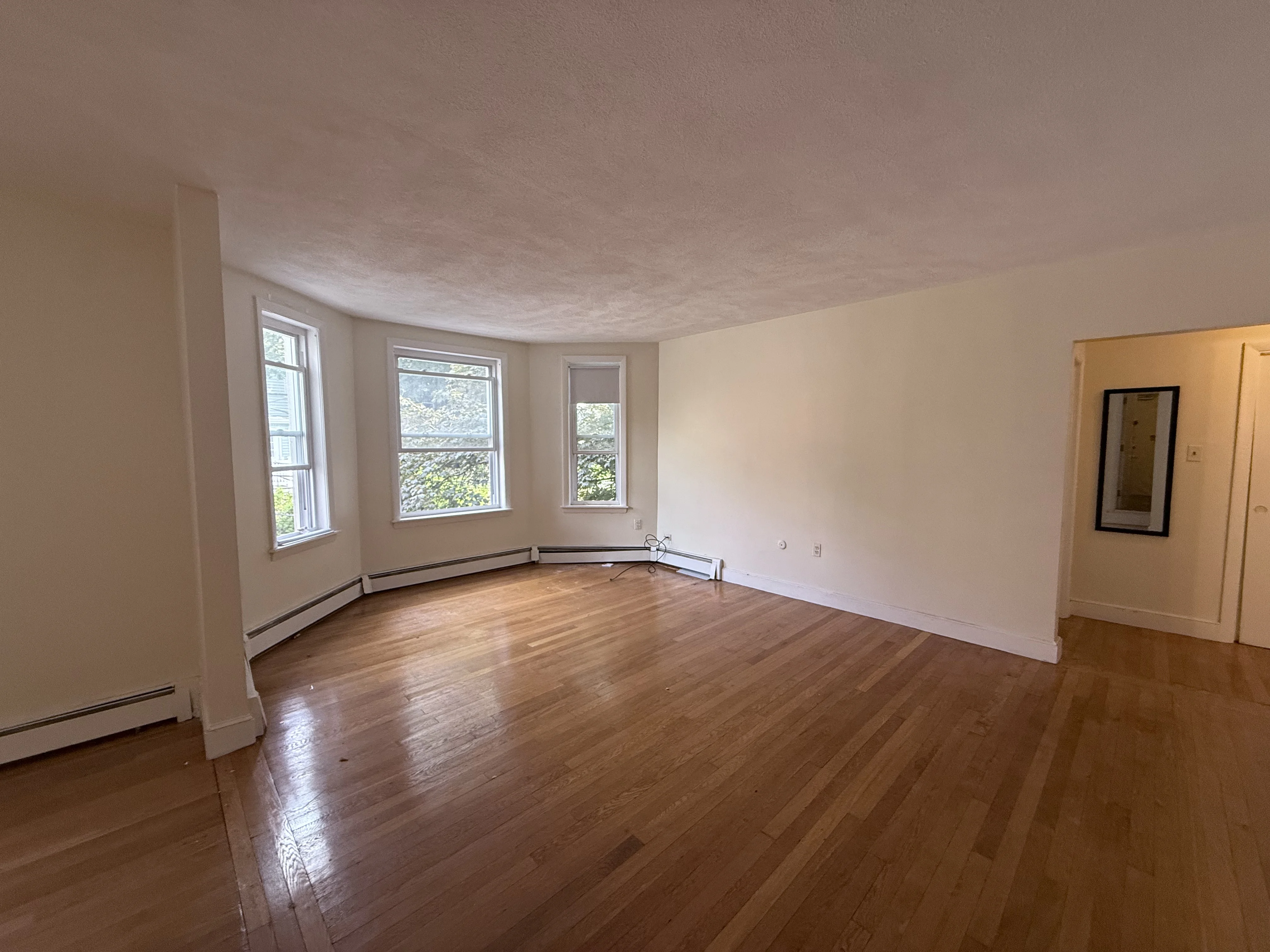 2 bed, 1 bath apartment for rent at 312 Tappan St Unit 4, Aspinwall Hill — photo 8 of 16