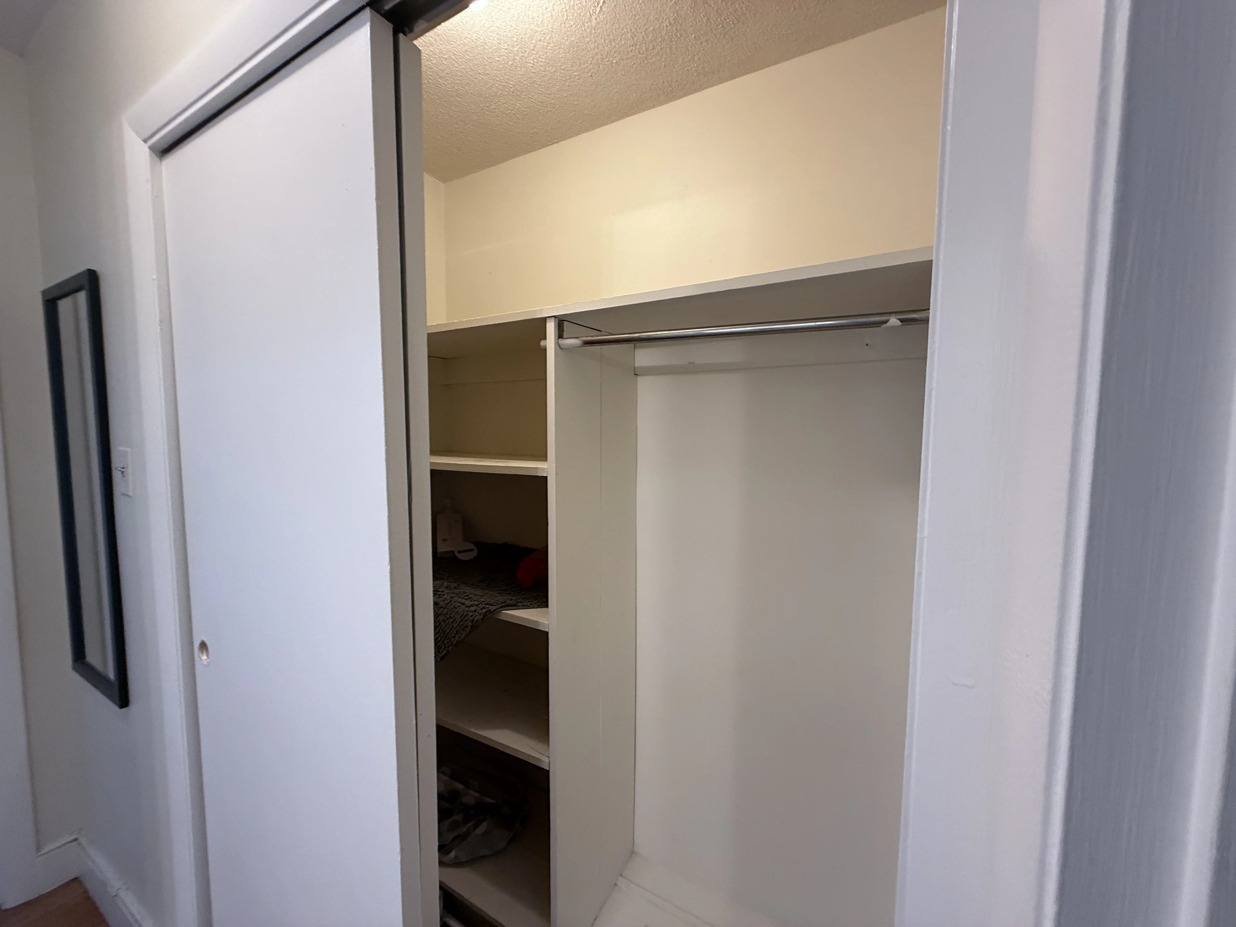 2 bed, 1 bath apartment for rent at 312 Tappan St Unit 4, Aspinwall Hill — photo 14 of 16