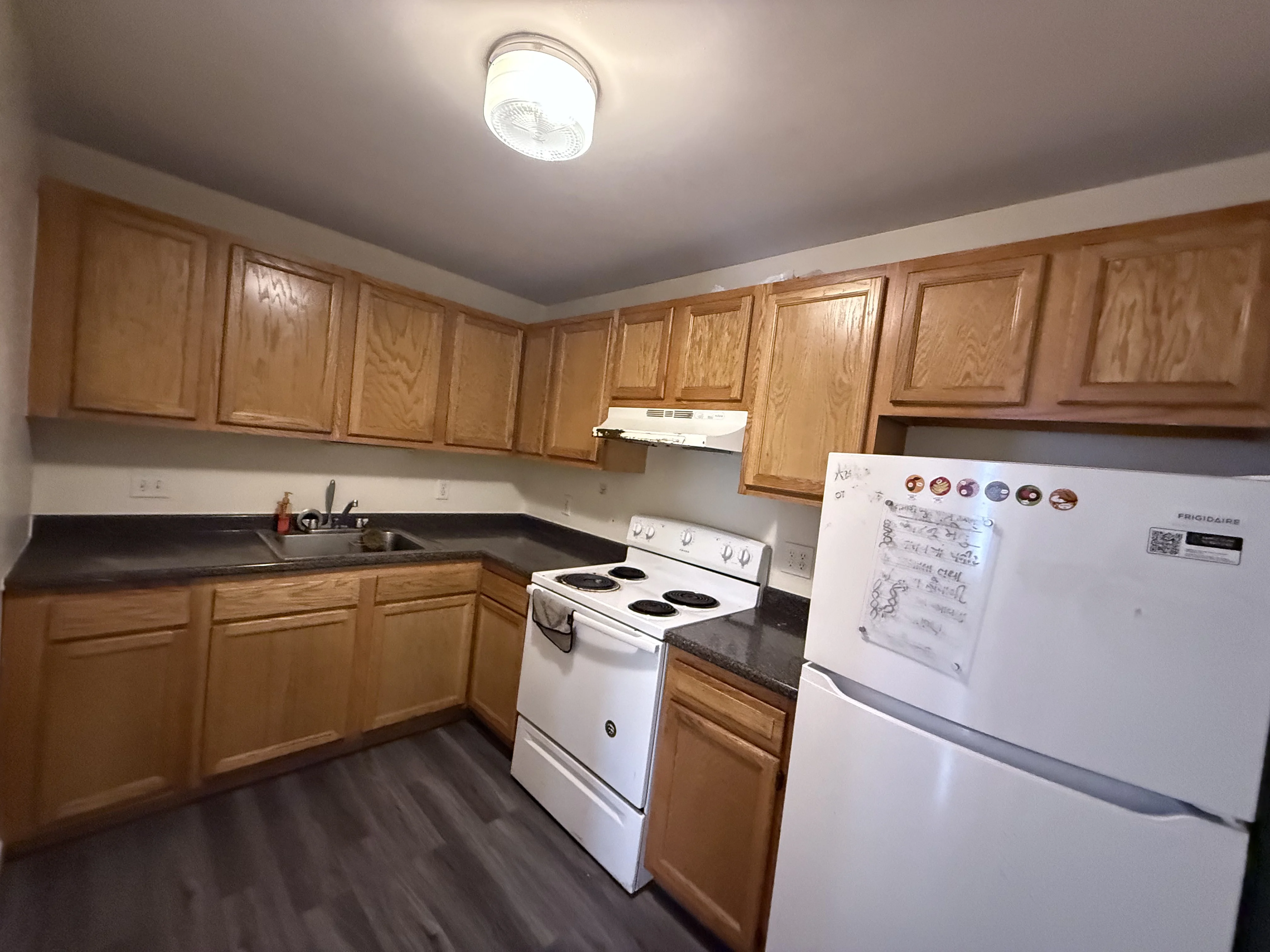 2 bed, 1 bath apartment for rent at 312 Tappan St Unit 4, Aspinwall Hill — photo 6 of 16