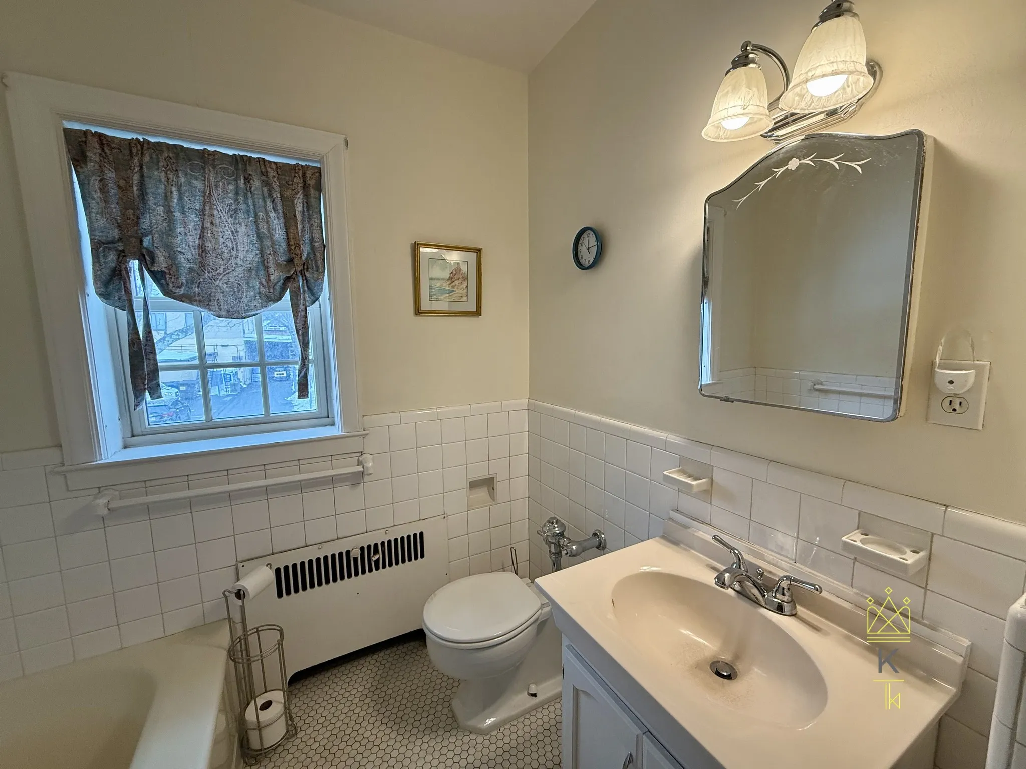 2 bed, 1 bath apartment for rent at 312 Washington St Unit 4-4, Wellesley — photo 8 of 12