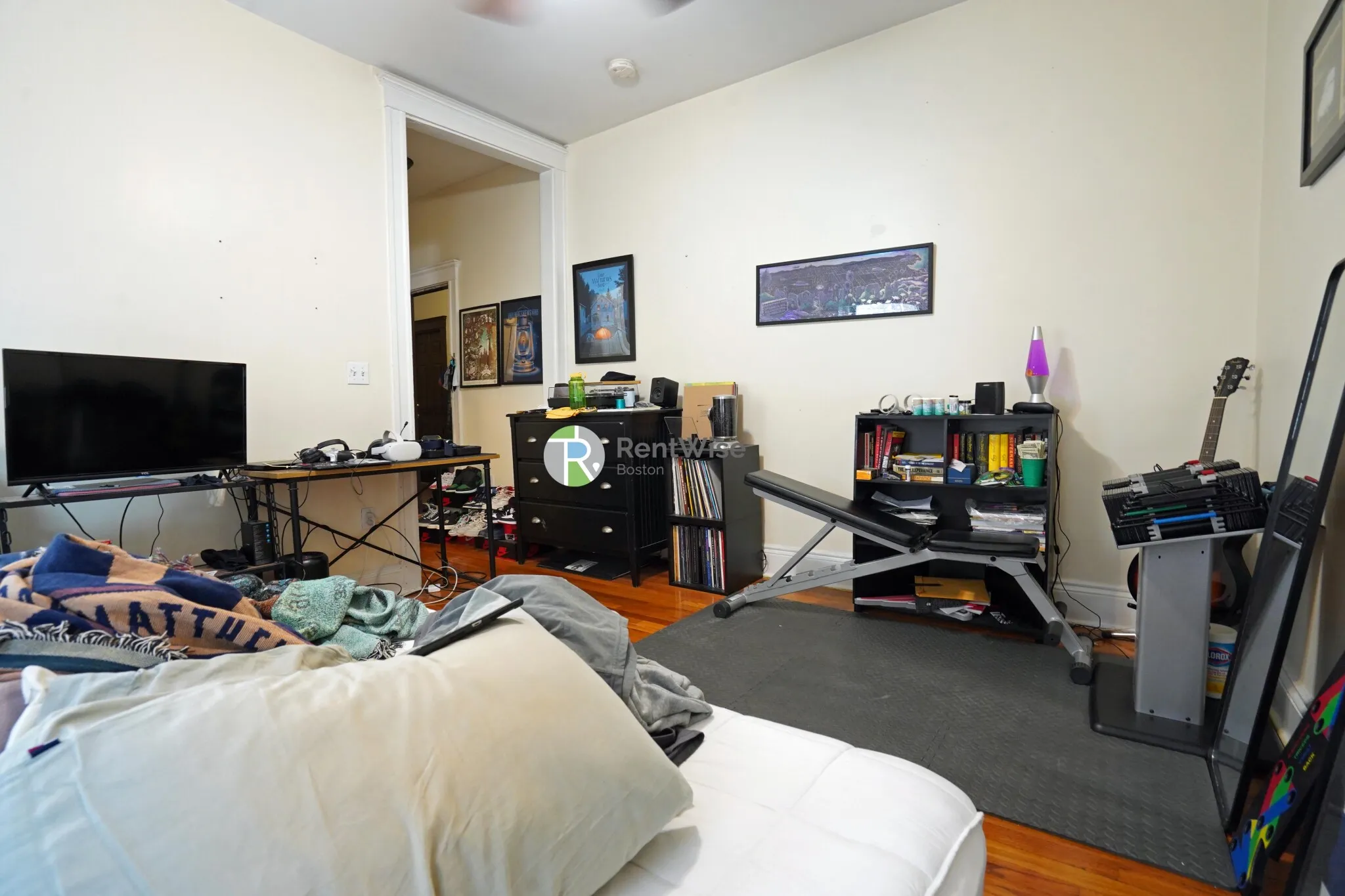 Studio bed, 1 bath apartment for rent at 313 Allston St Unit 5, Brighton