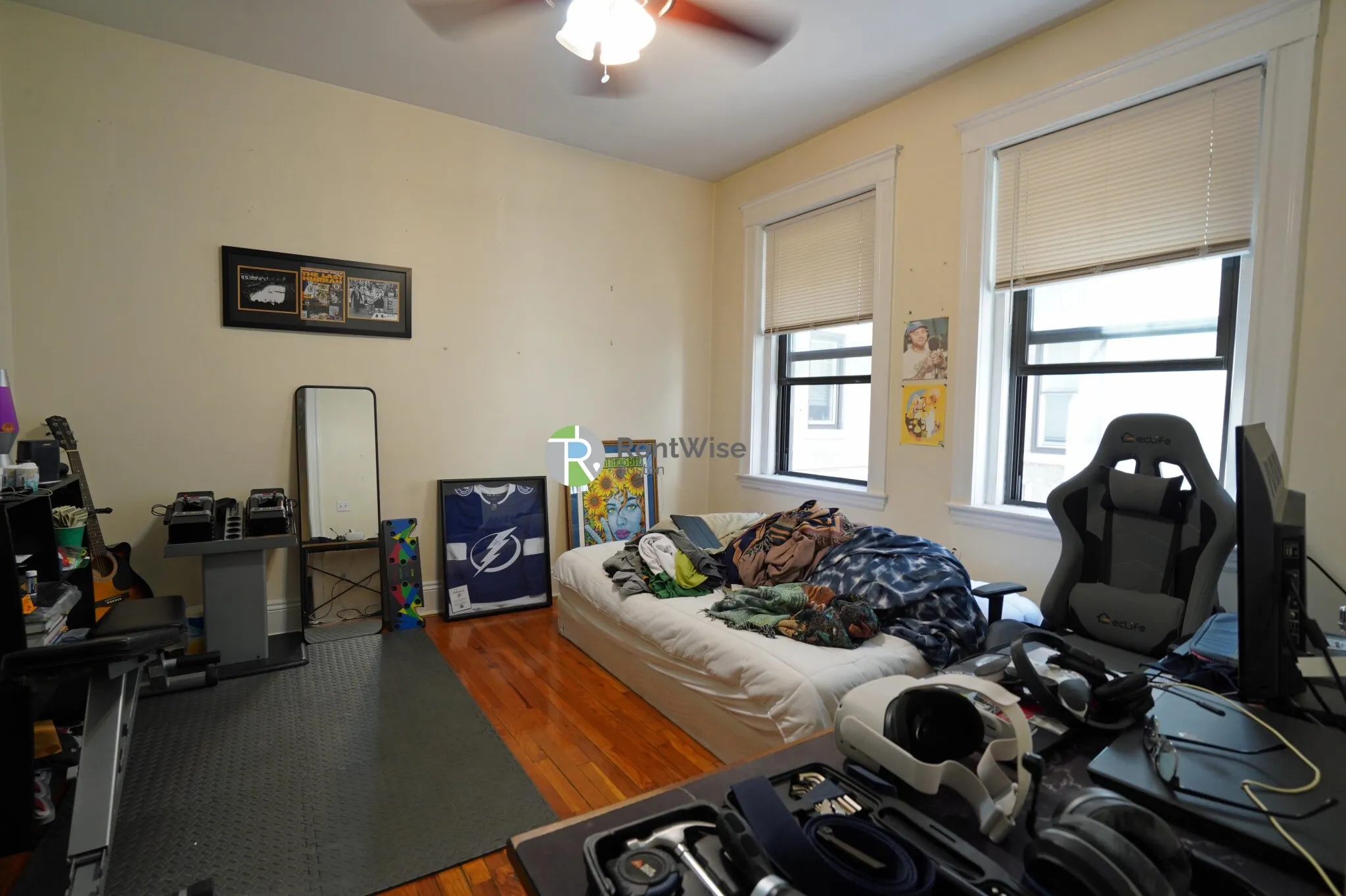 Studio bed, 1 bath apartment for rent at 313 Allston St Unit 5, Brighton — photo 2 of 8