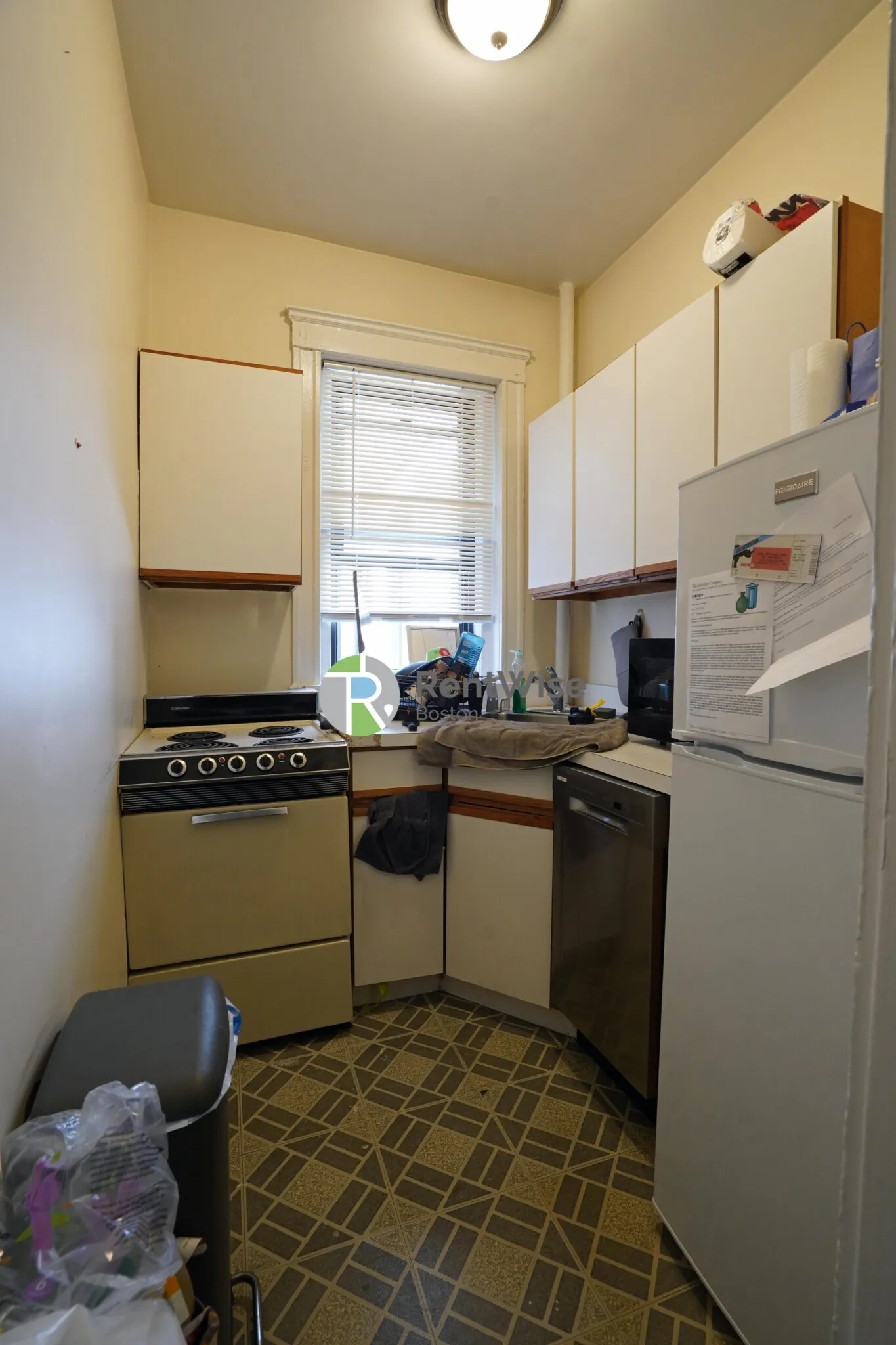 Studio bed, 1 bath apartment for rent at 313 Allston St Unit 5, Brighton — photo 5 of 8