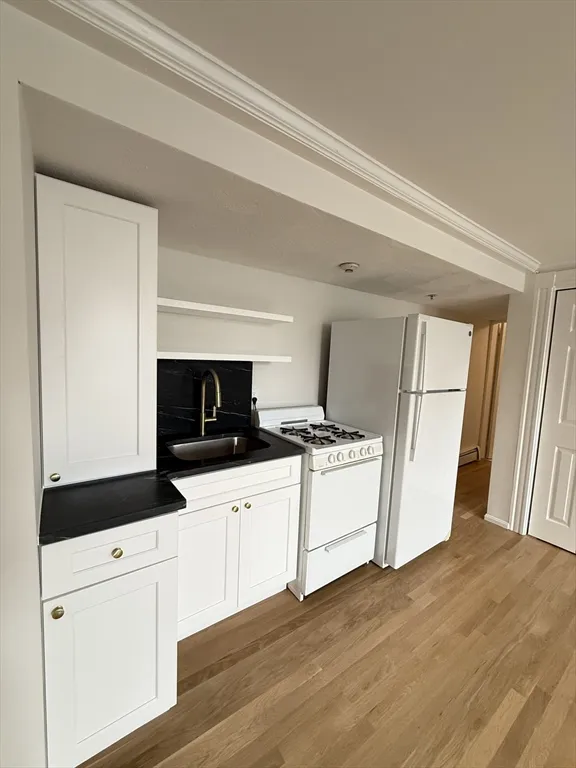 Studio bed, 1 bath apartment for rent at 313 Essex St Unit 203, Salem — photo 19 of 21