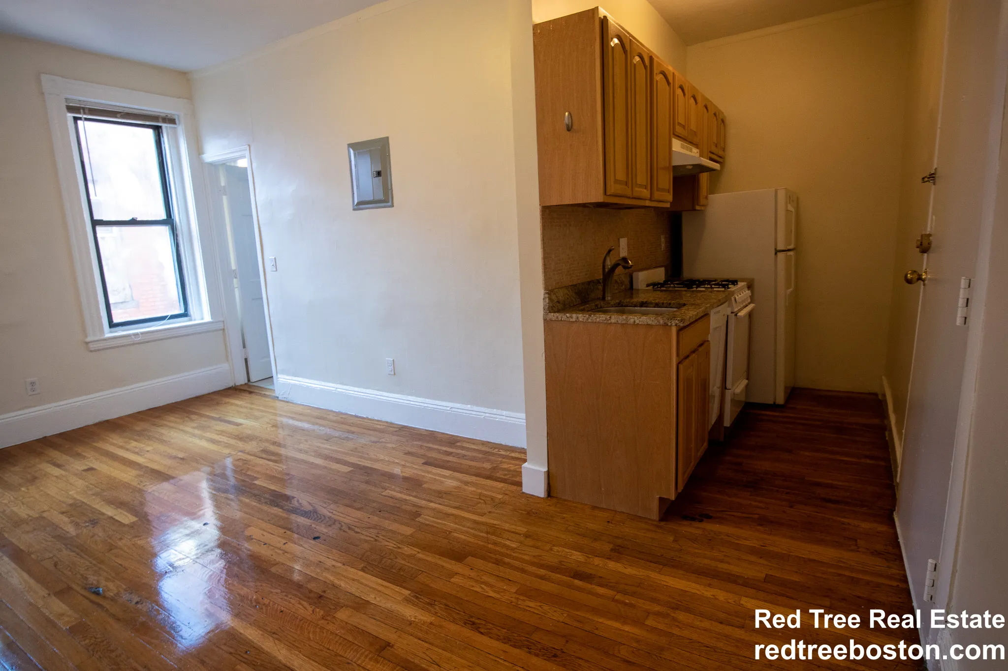 Studio bed, 1 bath apartment for rent at 313 Huntington Ave Unit 5a, Fenway