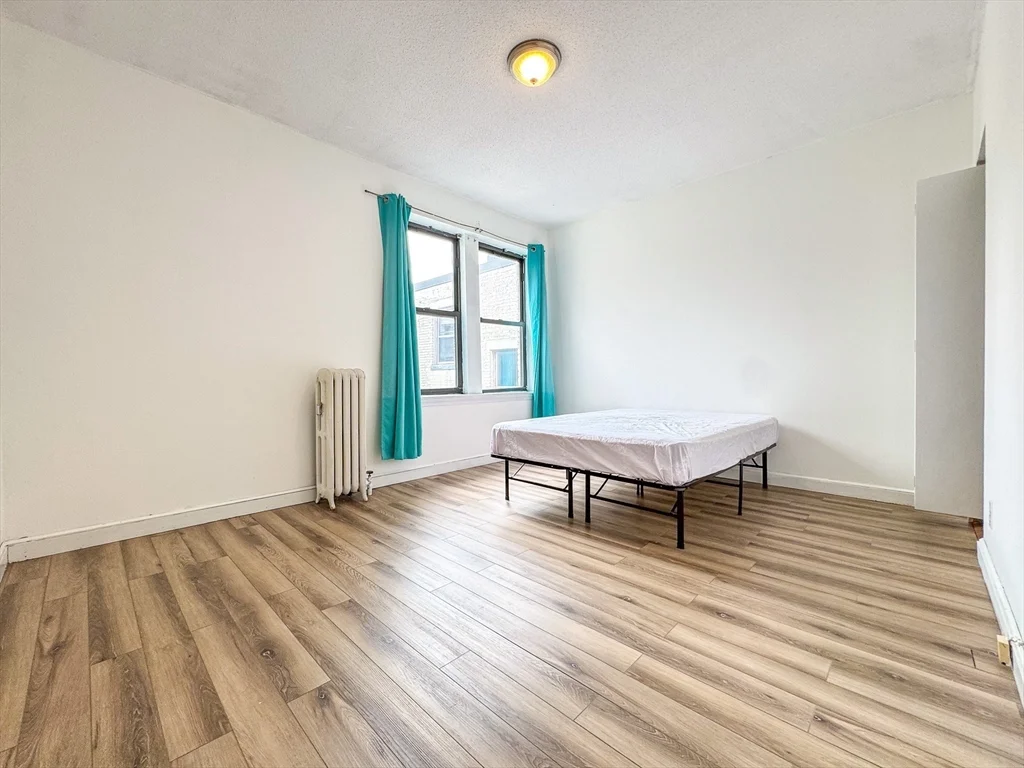 2 bed, 1 bath apartment for rent at 313 Summit Ave Unit 10, Brighton — photo 7 of 10