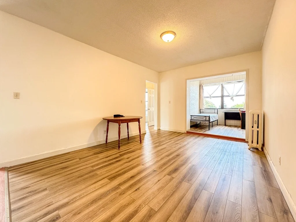 2 bed, 1 bath apartment for rent at 313 Summit Ave Unit 10, Brighton — photo 1 of 10
