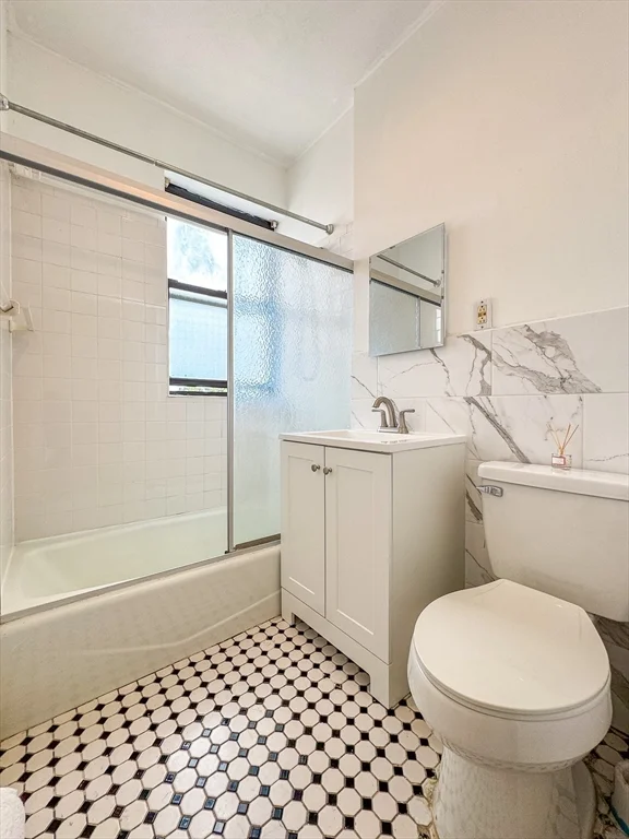 2 bed, 1 bath apartment for rent at 313 Summit Ave Unit 10, Brighton — photo 8 of 10