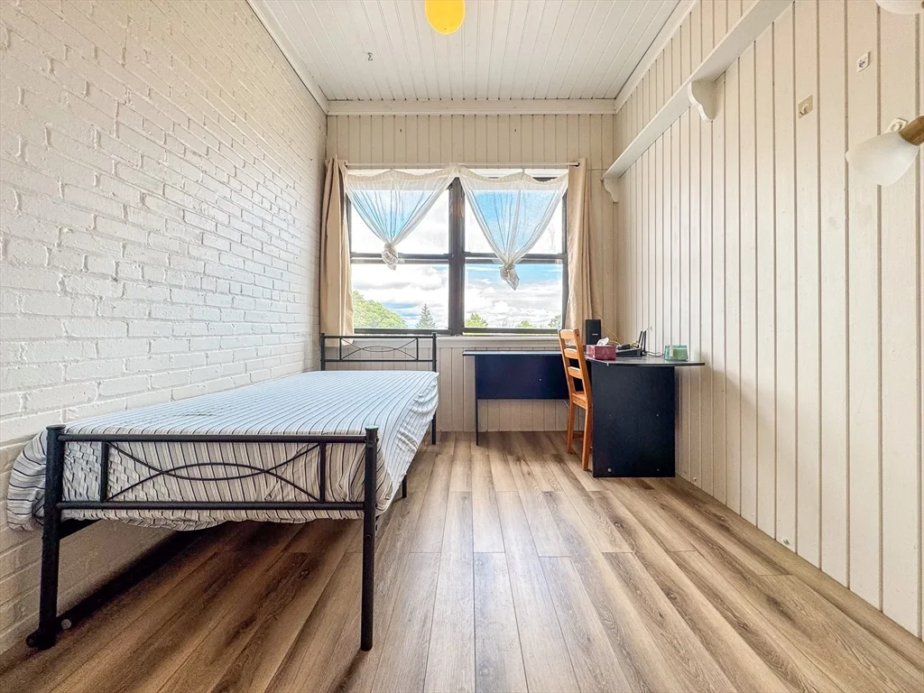 2 bed, 1 bath apartment for rent at 313 Summit Ave Unit 10, Brighton — photo 5 of 10