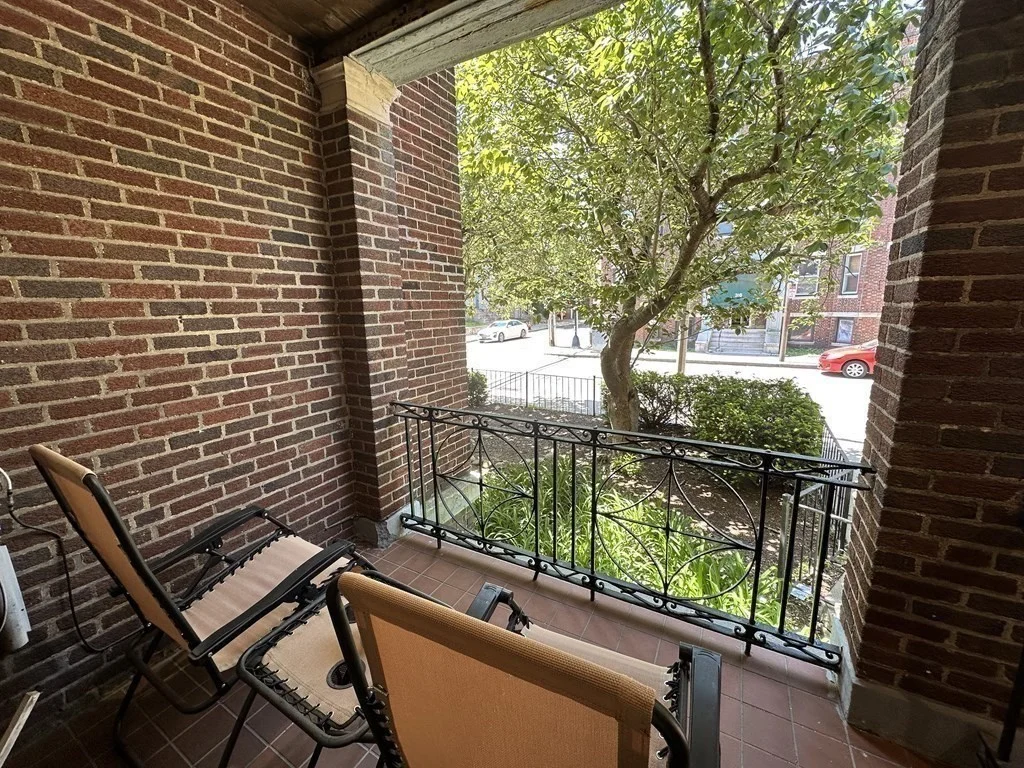 2 bed, 1 bath apartment for rent at 313 Summit Ave Unit 4, Boston — photo 2 of 10