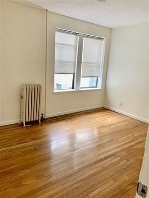 2 bed, 1 bath apartment for rent at 313 Summit Ave Unit 6, Brighton — photo 4 of 8