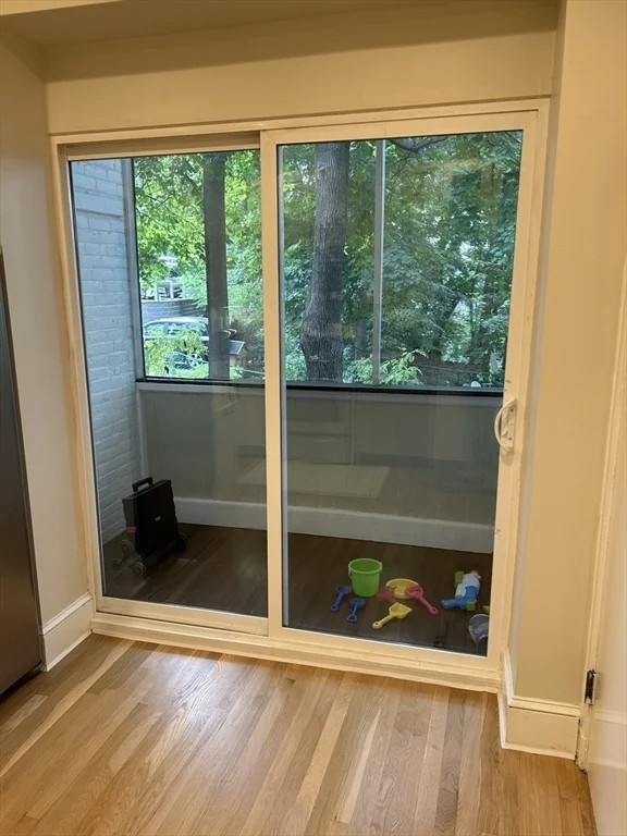 3 bed, 2 bath apartment for rent at 313 Tappan St Unit 3, Brookline Hills — photo 11 of 23