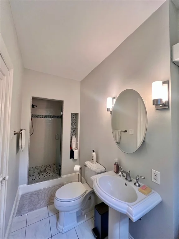 3 bed, 2 bath apartment for rent at 313 Tappan St Unit 3, Brookline Hills — photo 17 of 23