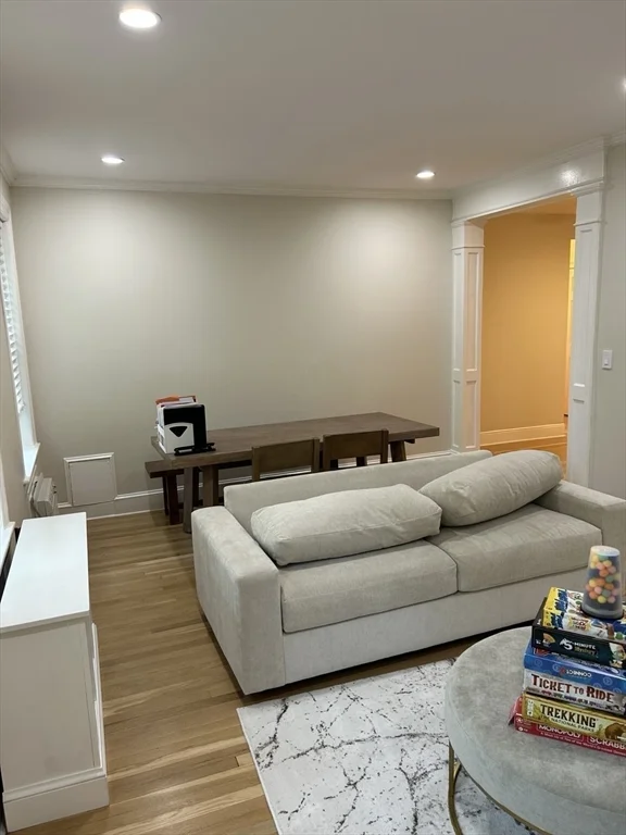 3 bed, 2 bath apartment for rent at 313 Tappan St Unit 3, Brookline Hills — photo 4 of 23