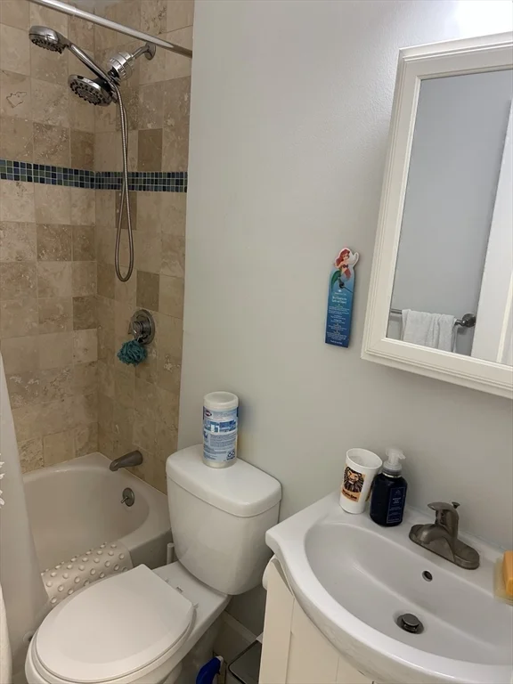 3 bed, 2 bath apartment for rent at 313 Tappan St Unit 3, Brookline Hills — photo 21 of 23