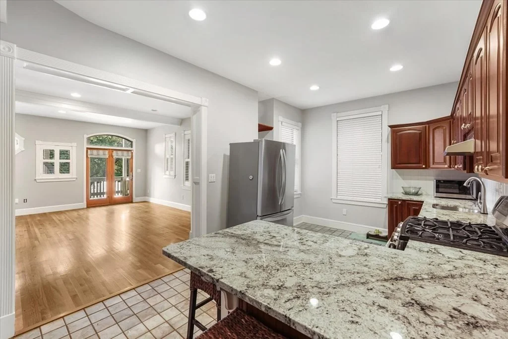 2 bed, 1 bath apartment for rent at 314 Bunker Hill St Unit 1, Boston — photo 5 of 15