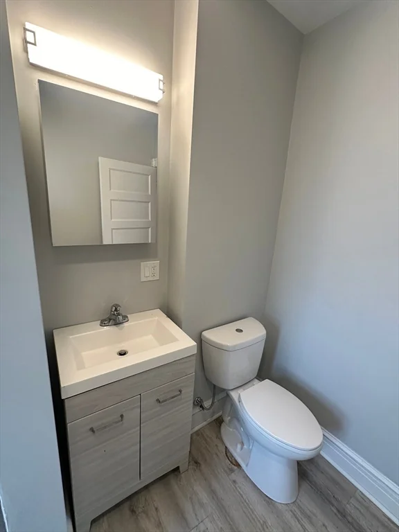 5 bed, 2 bath apartment for rent at 314 Massachusetts Ave Unit 2, Arlington — photo 18 of 28