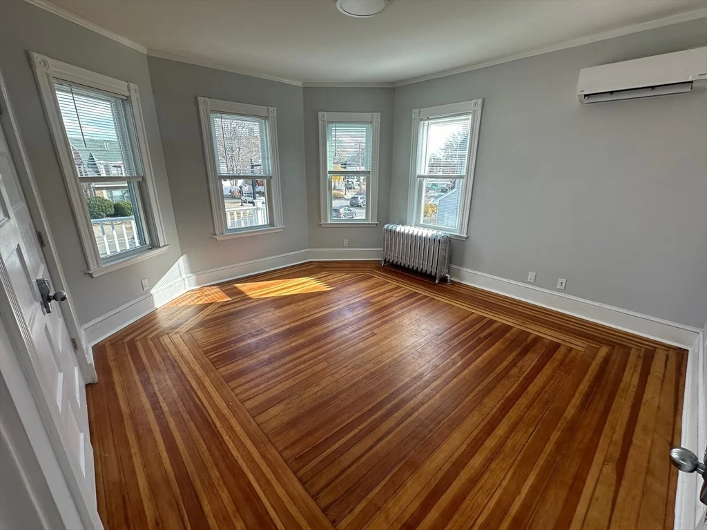 5 bed, 2 bath apartment for rent at 314 Massachusetts Ave Unit 2, Arlington — photo 9 of 28