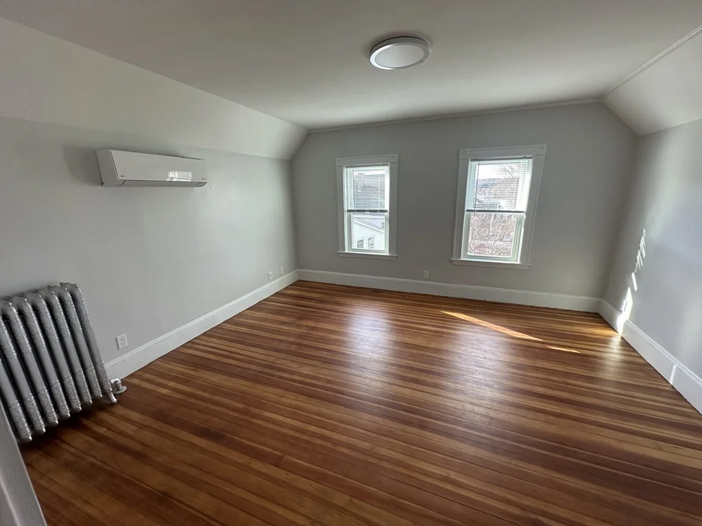 5 bed, 2 bath apartment for rent at 314 Massachusetts Ave Unit 2, Arlington — photo 21 of 28