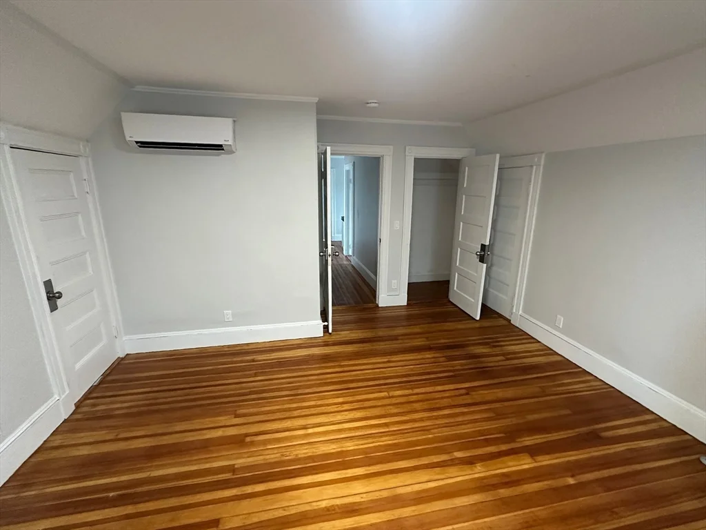 5 bed, 2 bath apartment for rent at 314 Massachusetts Ave Unit 2, Arlington — photo 26 of 28