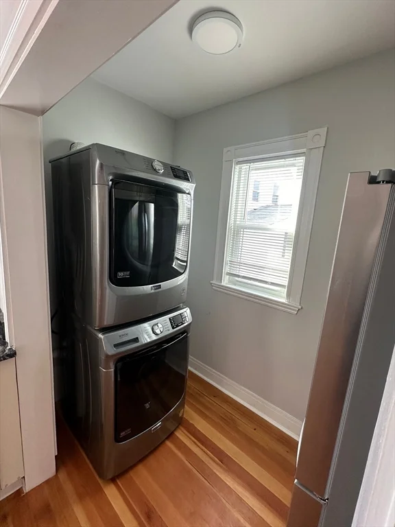 5 bed, 2 bath apartment for rent at 314 Massachusetts Ave Unit 2, Arlington — photo 15 of 28