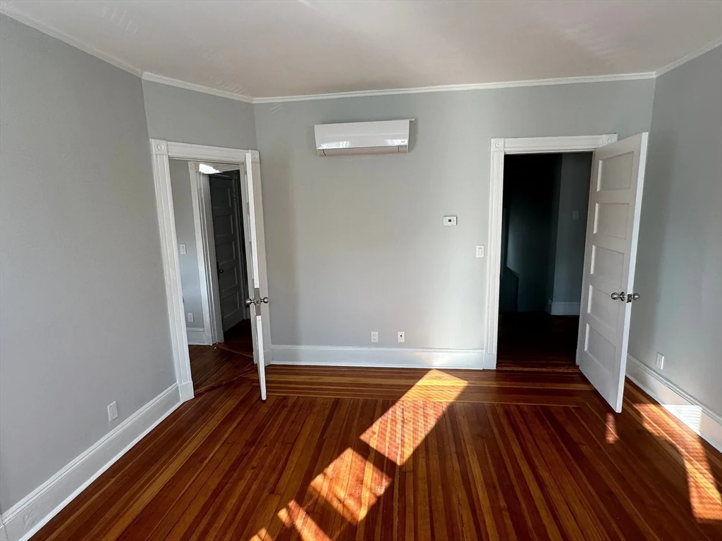 5 bed, 2 bath apartment for rent at 314 Massachusetts Ave Unit 2, Arlington — photo 12 of 28