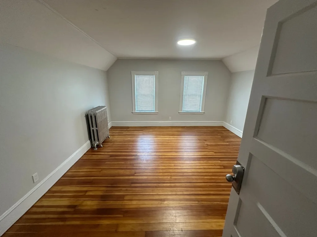 5 bed, 2 bath apartment for rent at 314 Massachusetts Ave Unit 2, Arlington — photo 25 of 28