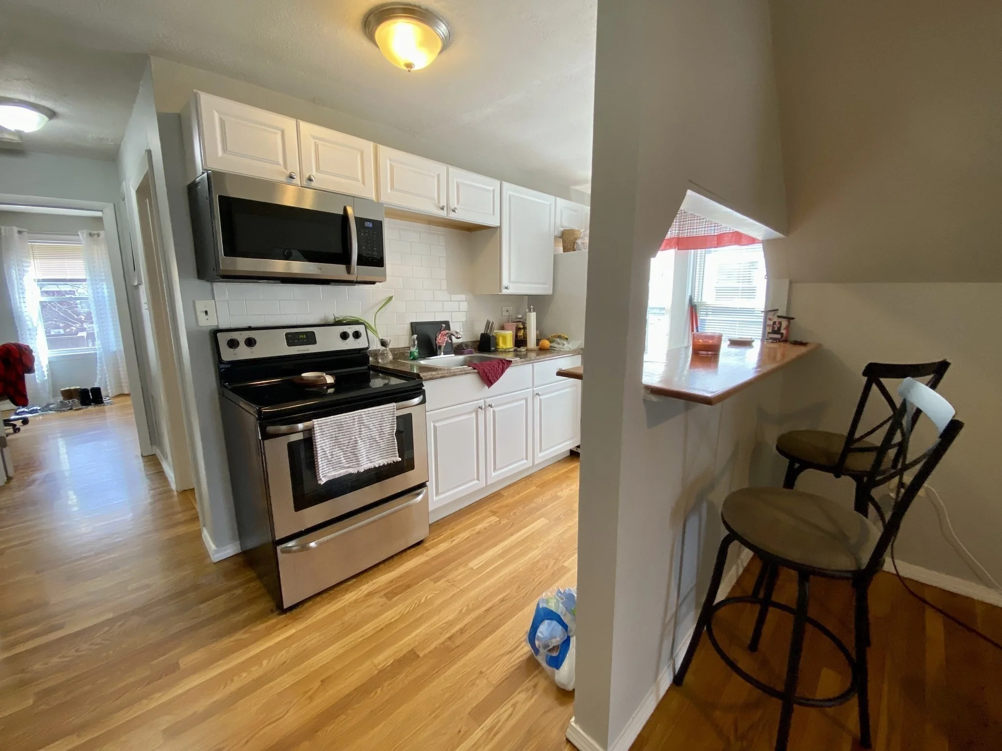 2 bed, 1 bath apartment for rent at 3140 Washington St Unit 4, Jamaica Plain — photo 5 of 20