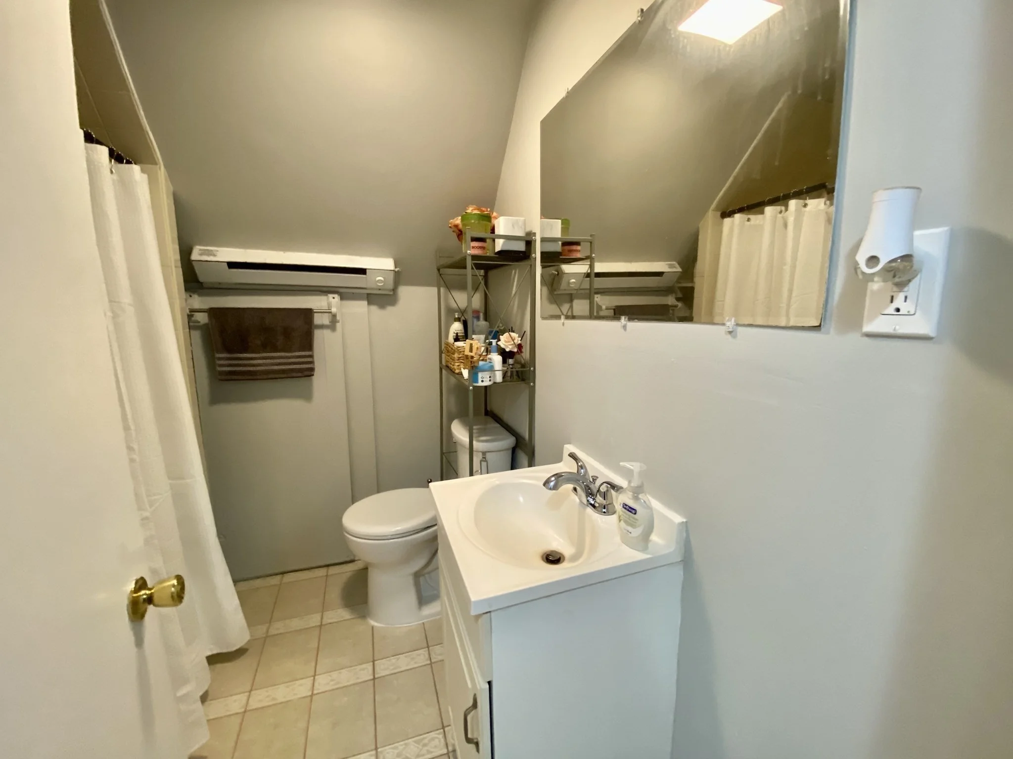 2 bed, 1 bath apartment for rent at 3140 Washington St Unit 4, Jamaica Plain — photo 11 of 20