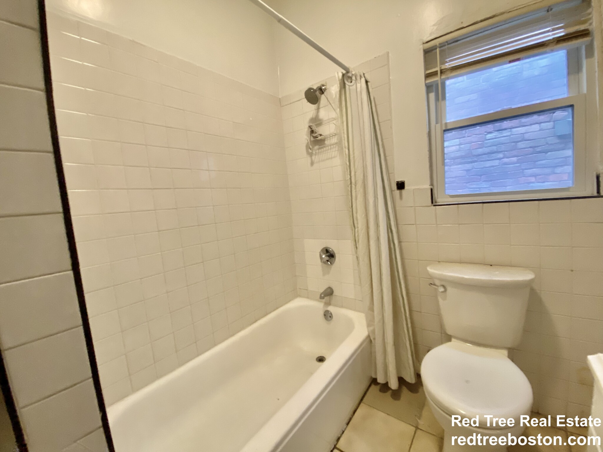 4 bed, 1 bath apartment for rent at 3142 Washington St Unit 3, Jamaica Plain — photo 14 of 24
