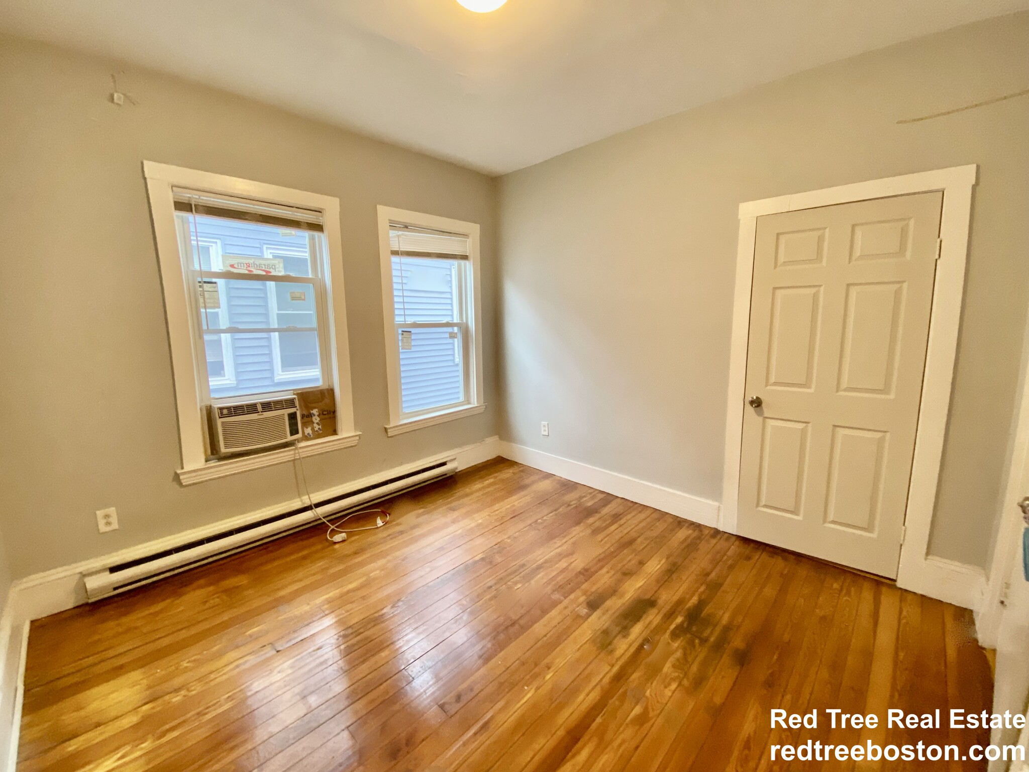 4 bed, 1 bath apartment for rent at 3142 Washington St Unit 3, Jamaica Plain — photo 7 of 24