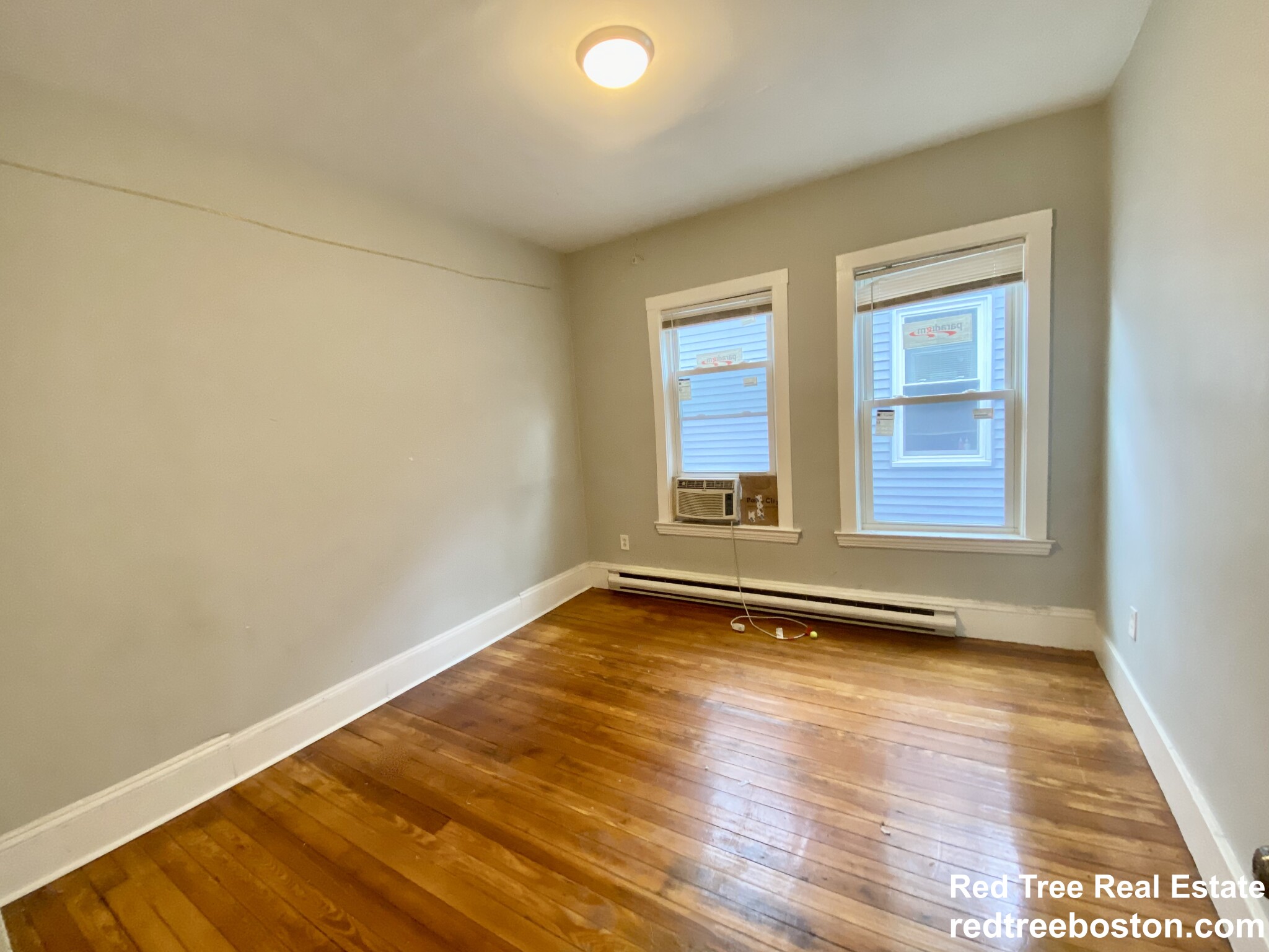 4 bed, 1 bath apartment for rent at 3142 Washington St Unit 3, Jamaica Plain — photo 5 of 24