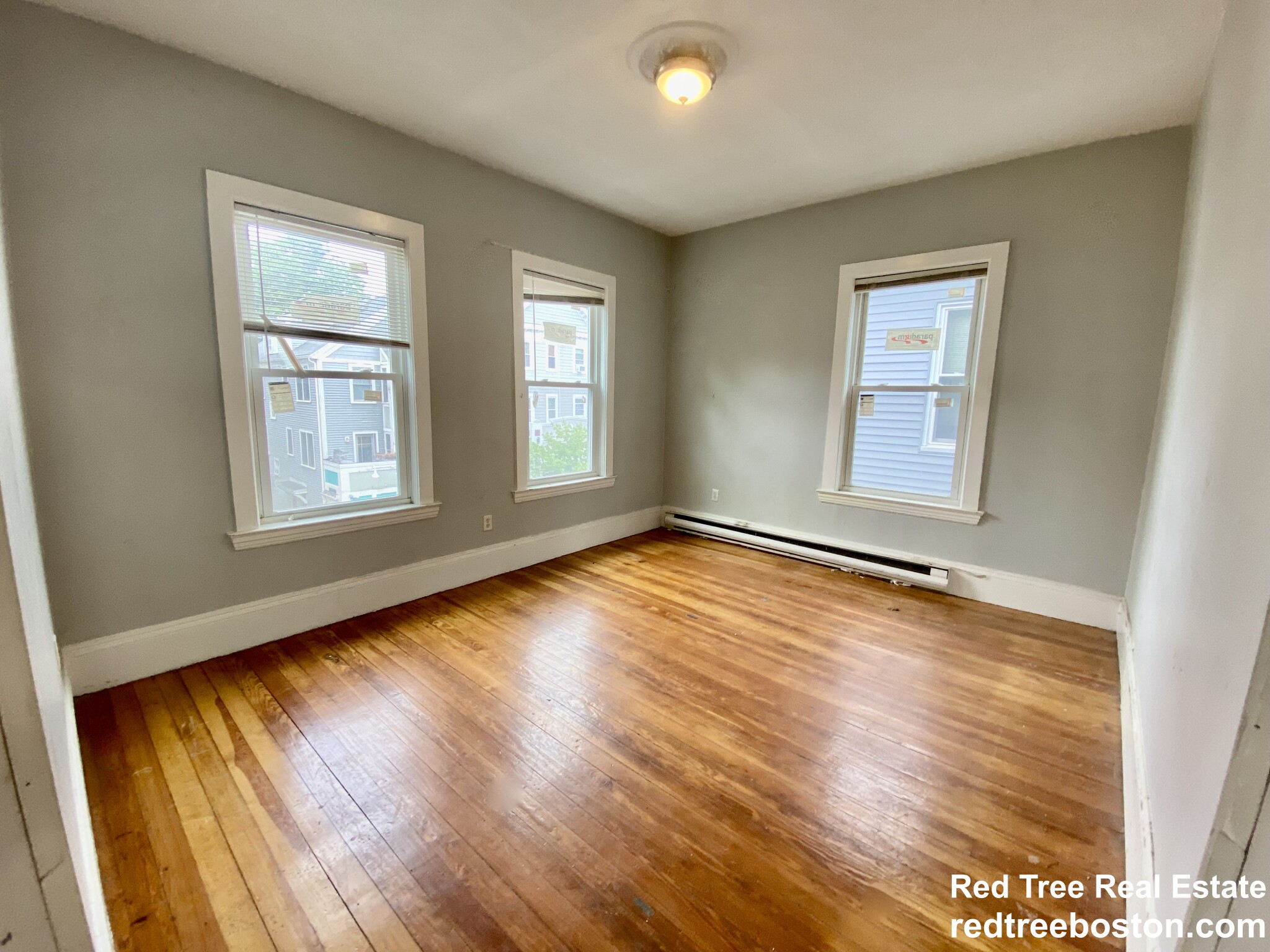 4 bed, 1 bath apartment for rent at 3142 Washington St Unit 3, Jamaica Plain — photo 4 of 24
