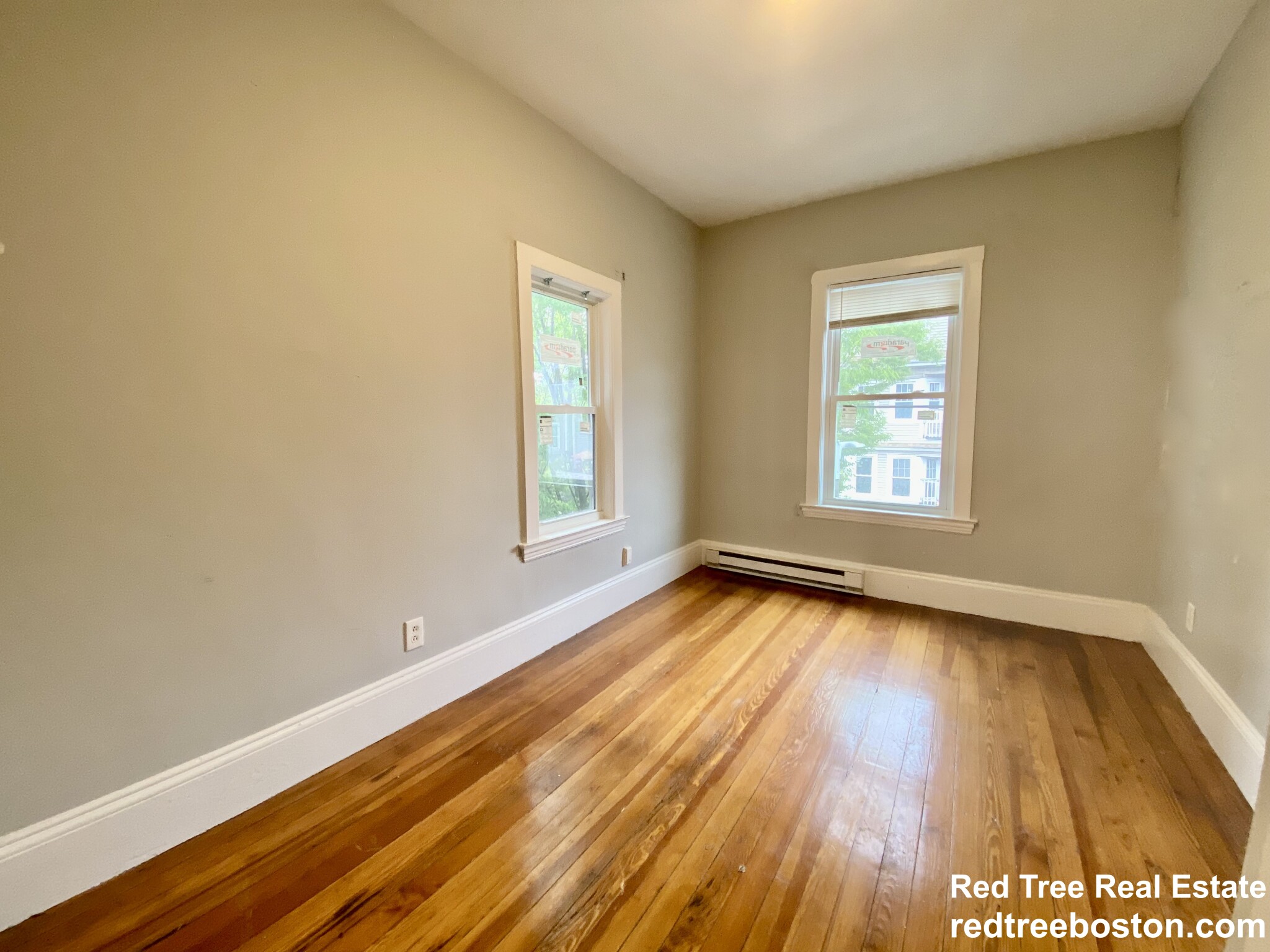 4 bed, 1 bath apartment for rent at 3142 Washington St Unit 3, Jamaica Plain — photo 11 of 24
