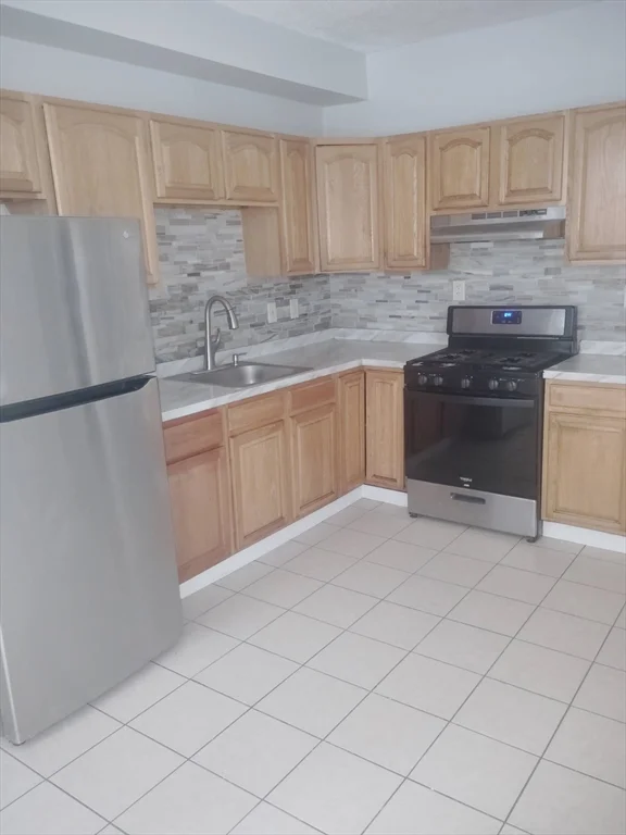4 bed, 1 bath apartment for rent at 3145 Washington Unit 2, Jamaica Plain — photo 11 of 11