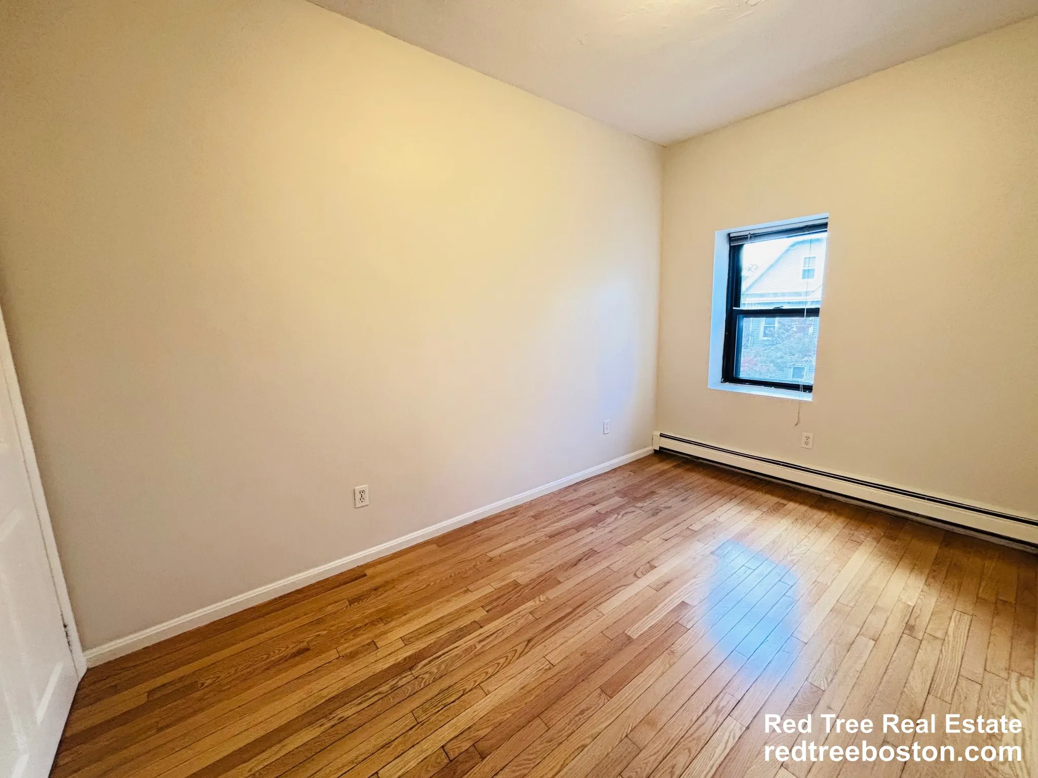 3 bed, 1.5 bath apartment for rent at 3146 Washington St Unit 3, Jamaica Plain — photo 8 of 16