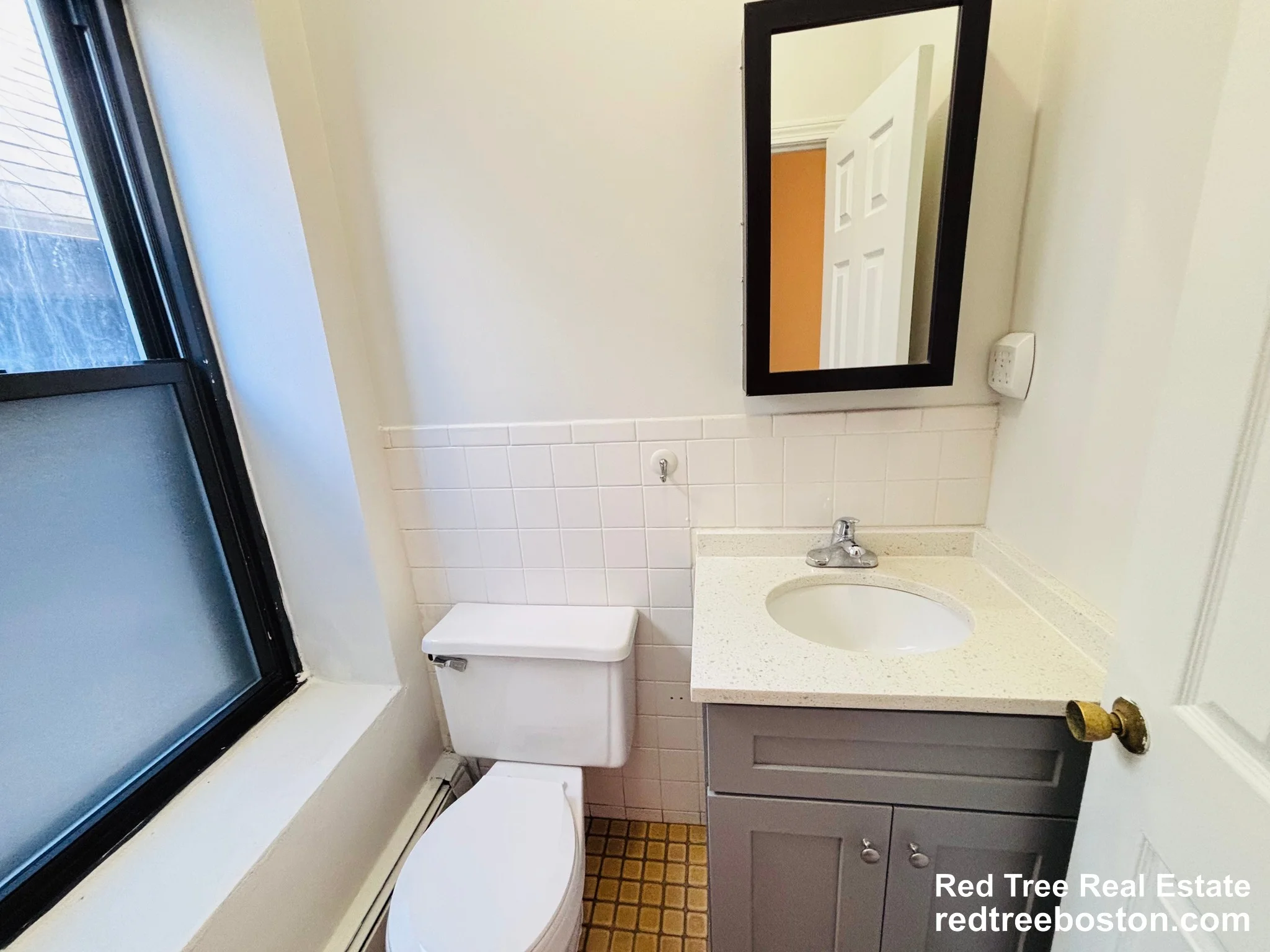 3 bed, 1.5 bath apartment for rent at 3146 Washington St Unit 3, Jamaica Plain — photo 13 of 16